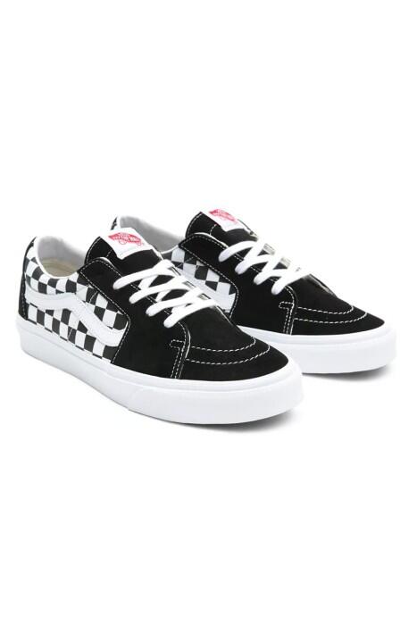 Vans - Sk8-Low Unisex Ayakkabı - VN0A4UUK Siyah/Beyaz Desenli